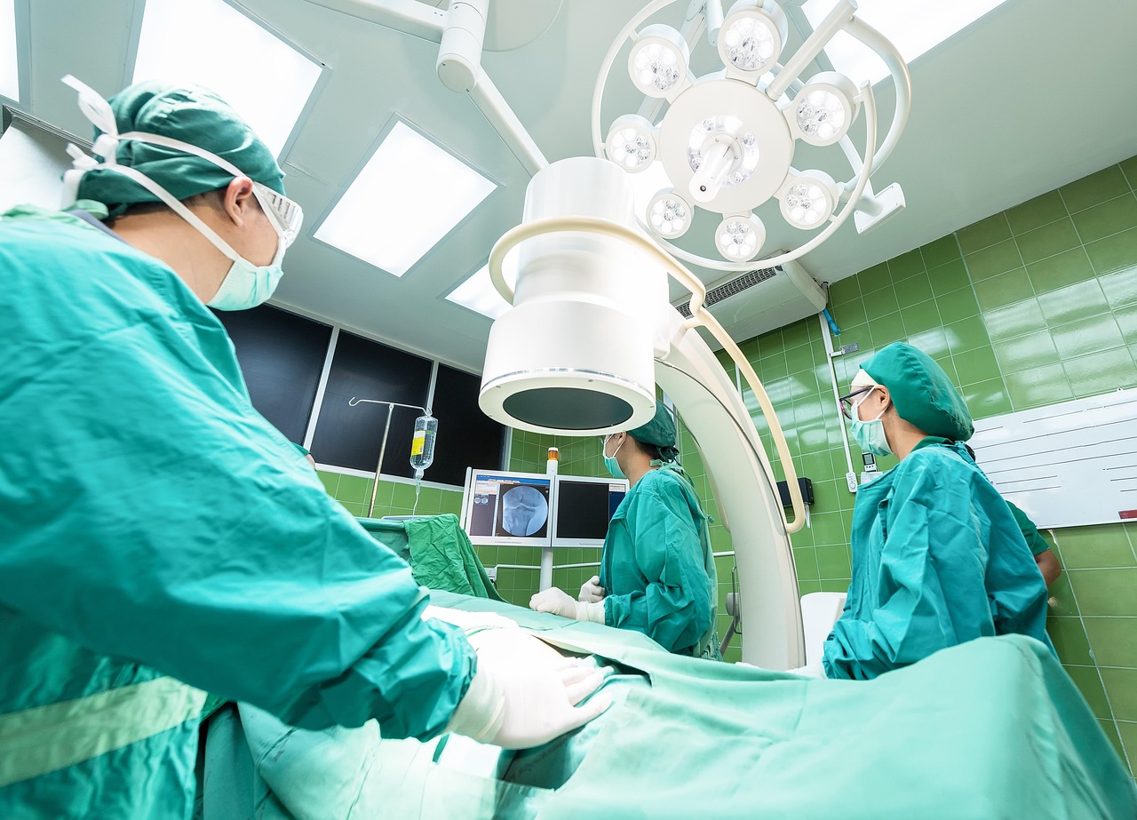 doctors hospital healthcare team